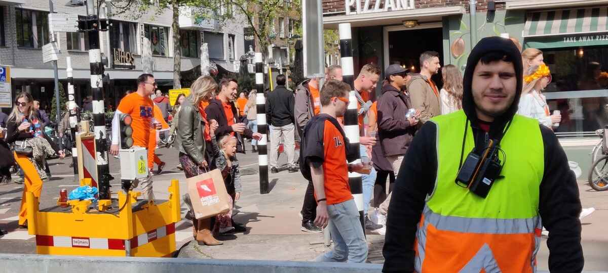 Verkeersregelaar tijdens Koningsdag